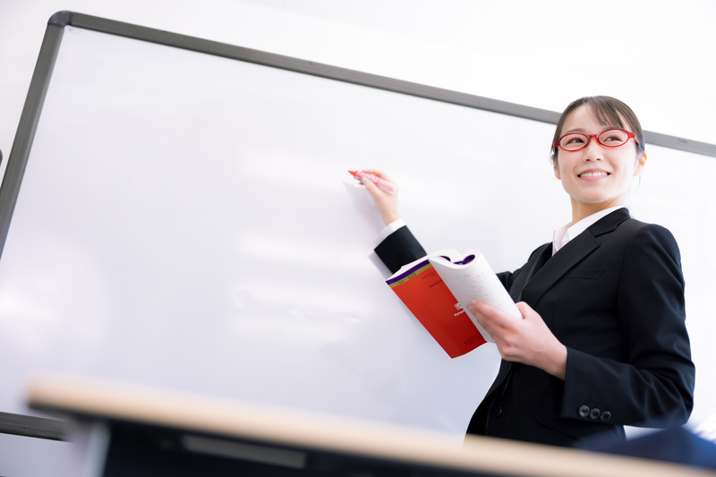 チャットレディ,秘密メッセージ,稼ぐ