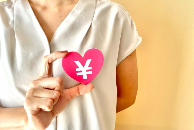 チャットレディでお金を稼ぎたい女性