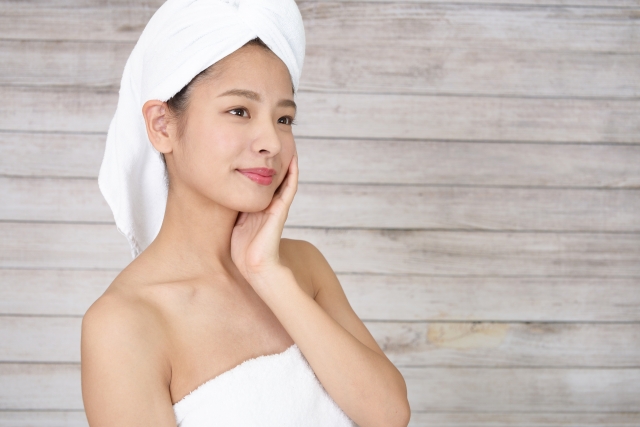 サウナをしている女性